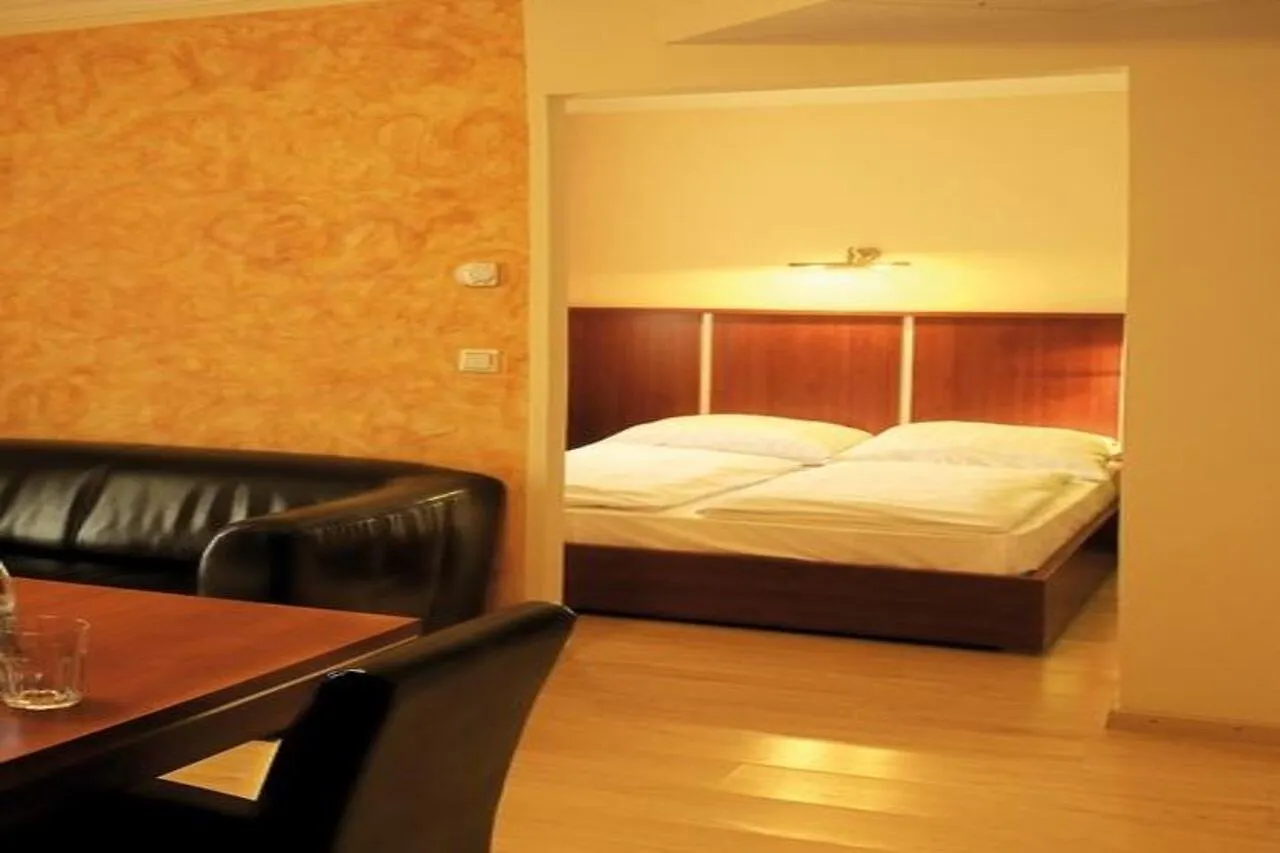 Hotel Atlas Residence Munich