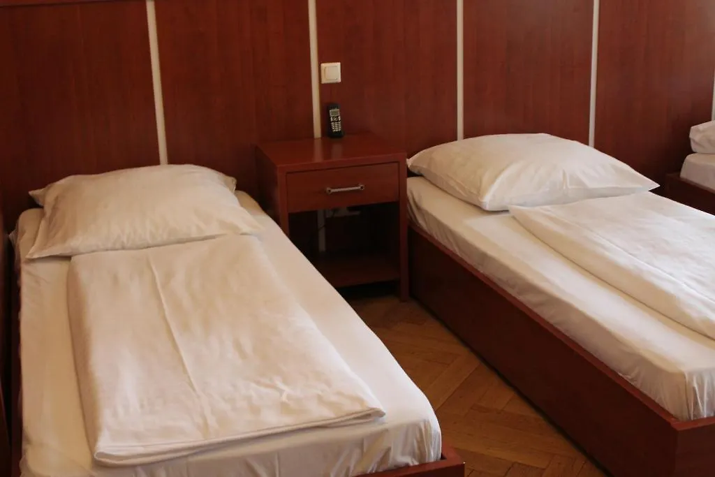 Hotel Atlas Residence Munich